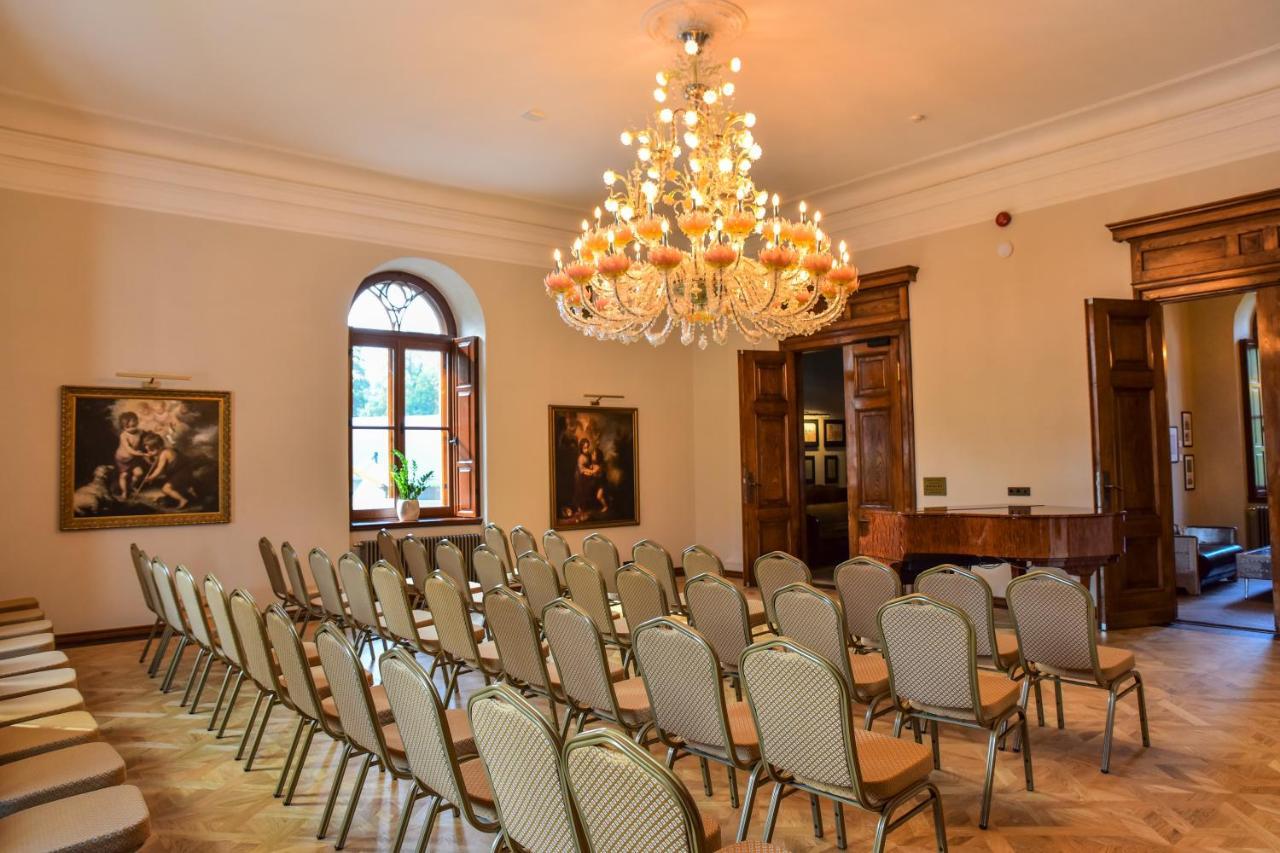 ויליאנדי Schloss Fellin Boutique Hotel And Spa מראה חיצוני תמונה